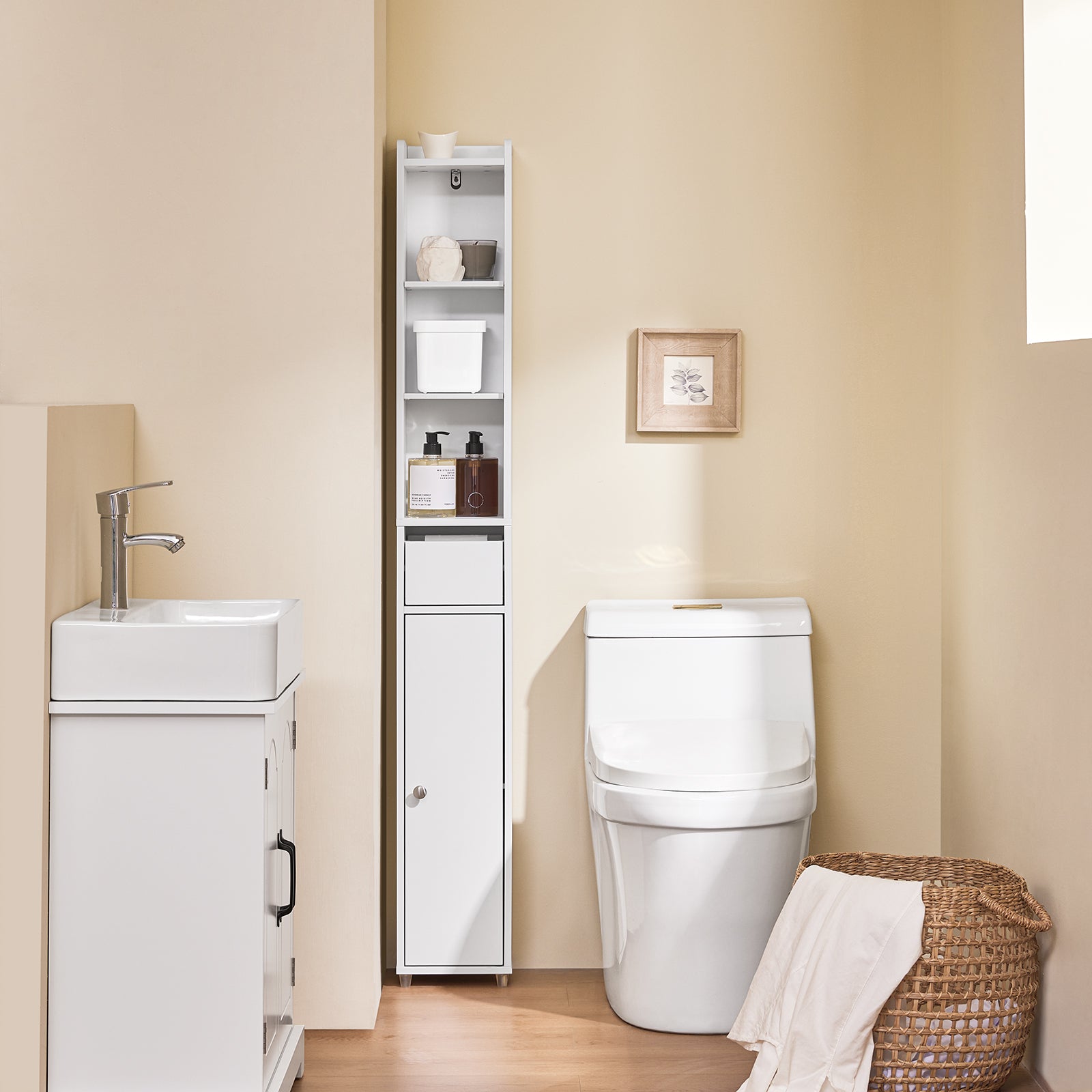 SoBuy | Bad Hochschrank mit Verstellbare Ablagen schmal | Weiß | 20x145x20cm | BZR34-K-W